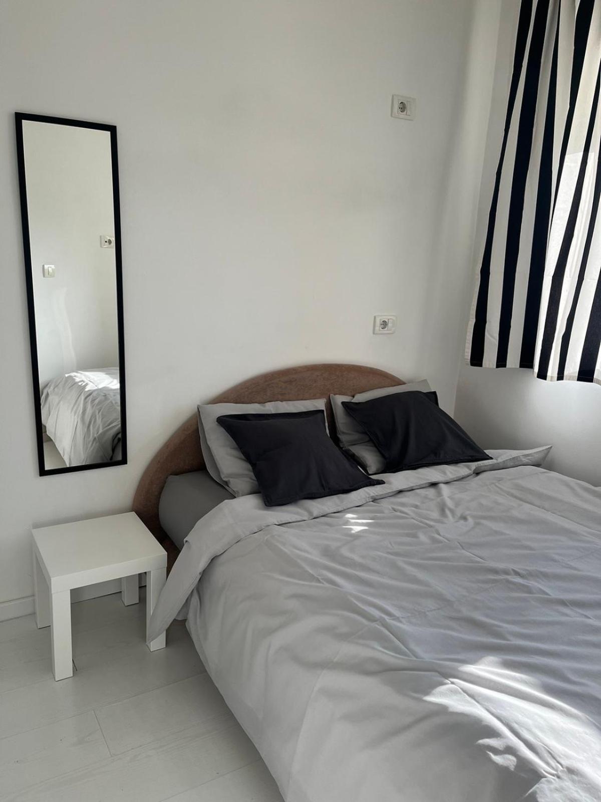 Lenny Apartman Belgrad Exterior foto
